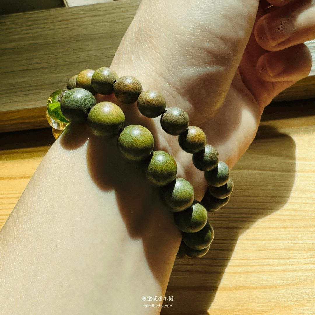 God-of-Wealth-Green-sandalwood-6